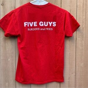 Five Guys T-Shirt Size M Red Burgers and Fries Employee Food Worker Tee - EUC
